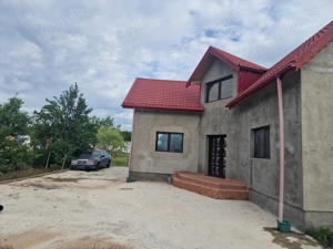 Casă de vânzare în Spătaru