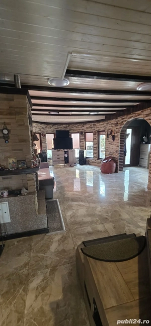 Vând casă 160 mp  Agigea  5 dormitoare  2 băi   living - imagine 7