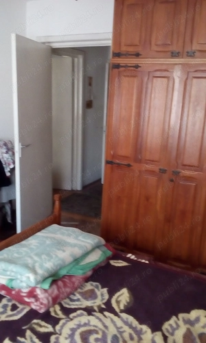 De vanzare apartament 4 camere cu garaj, central,Targu Jiu - imagine 4