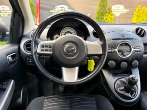 Mazda 2      - imagine 12