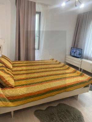 Apartament 3 camere priveliste,liniste,central 100mp - imagine 3 Apartament 3 camere priveliste,liniste,central 100mp - imagine 3