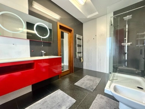 Vînzare Casă în 3 Nivele -Hlincea - 343 m.p. - imagine 19