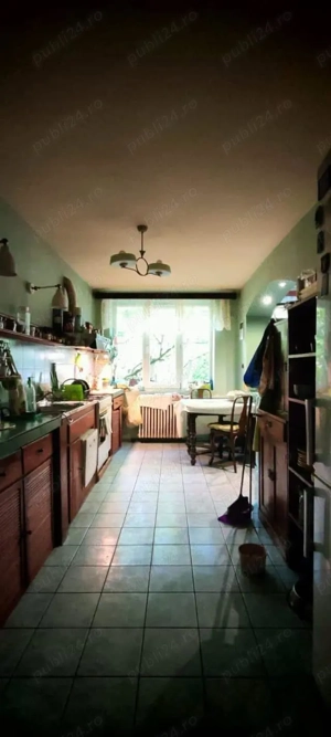 Casă cu 5 camere, singur în curte, acces auto , lângă Magazinul Crișul , Oradea. - imagine 8