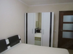 Închiriez garsonieră modernă, spațioasă