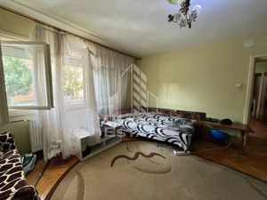 Apartament doua camere, decomandat, Sagului - imagine 4