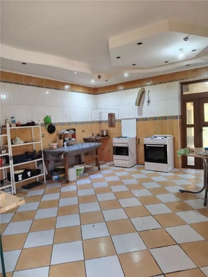 DUMBRAVITA - CASA INDIVIDUALA - ZONA LIDL - 9 CAMERE - 5 BAI - TEREN 1050mp - imagine 5