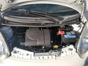 Vind Citroen C1 an 2009 , benzină,motor1.0   - imagine 8