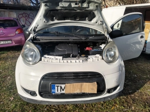 Vind Citroen C1 an 2009 , benzină,motor1.0   - imagine 6