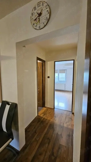 Apartament cu 3 camere 2 băi  centrală zona Soarelui Sud Plaza - imagine 3