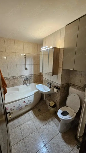 Apartament cu 3 camere 2 băi  centrală zona Soarelui Sud Plaza - imagine 6