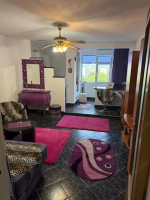 Inchiriez garsoniera