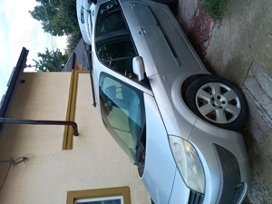 Vând Renault Megane scenic 2 an fabricație 2006 ITP valabil asigurarea este expirată se poate scoate