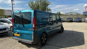 ** Renault Trafic **  - imagine 3