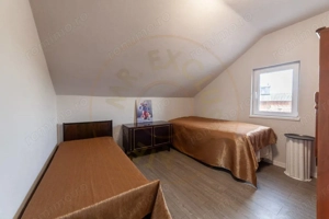 Casa cu teren generos si gradina spectaculoasa – Comuna Cuca, Arges! - imagine 8