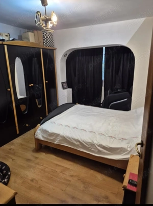 Apartament 4 camere, etaj 3 3, zona Policlinica 2 - imagine 3