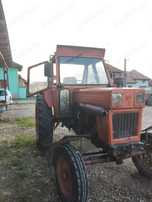 Vând tractor U650
