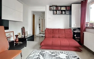 Apartament in casa | Curte individuala