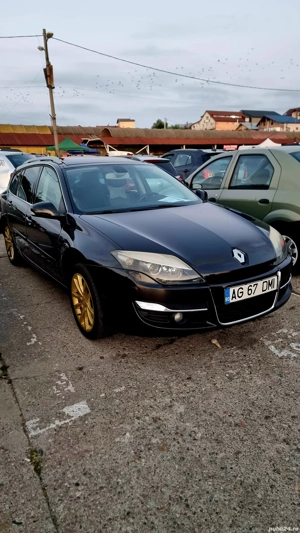    Renault Laguna III   Série Limitée Exécutive   1.5 dCi 110 CP, 2012 - imagine 2