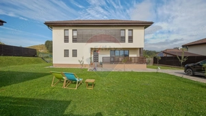 Casă individuală de vânzare în Hărman – modernă, spațioasă și complet