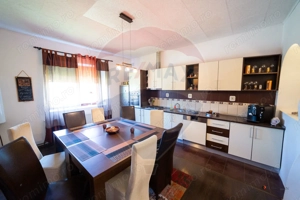 Vând/Schimb casă duplex 150 mp, piscină și curte la Turnu - imagine 2