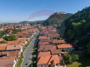 Casă cu două corpuri, teren 835 mp, str. I.L. Caragiale, Râșnov - imagine 6