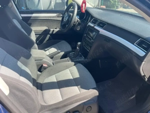 Vand Skoda Superb Combi 2013 - 2.0 TDI, 140CP - imagine 7