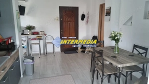 SEBES ! Vanzare Apartament 2 camere decomandat Etaj 2 cu 2 balcoane Central cu priveliste deosebita - imagine 3 SEBES ! Vanzare Apartament 2 camere decomandat Etaj 2 cu 2 balcoane Central cu priveliste deosebita - imagine 3