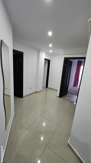 Vand Apartament 3 camere - imagine 2