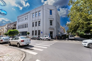 Clădire ultracentrală de vânzare Bulevardul Decebal Comision 0