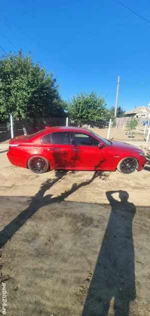 Vând bmw e60 în perfectă stare de funcționare  - imagine 4