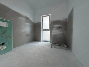 Posibiliate personalizare. Teren generos.  - imagine 10