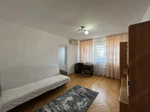 Apartament 2 camere, etaj 3, perfect pentru investit, zona Dambovita  - imagine 2