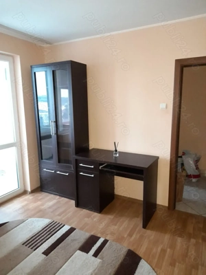 Ofer spre inchiriere apartament cu 2 camere