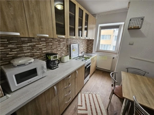 Apartament 2 camere renovat in Tractorul - imagine 7