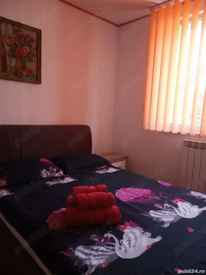 Inchiriez apartament 2 camere ultracentral mobilat,utilat doar termen lung