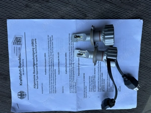 Vând becuri xenon H4 , H7