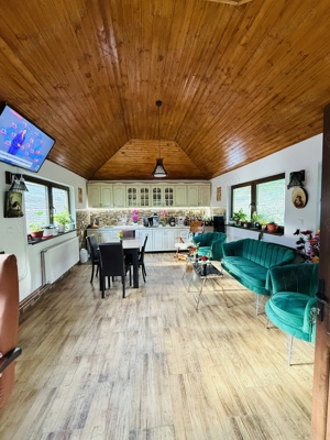 Vând casă nou construită cu grădină și curte  - imagine 2