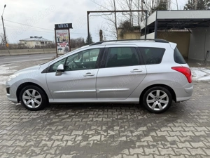 Peugeot 308 SW 2012 - imagine 4