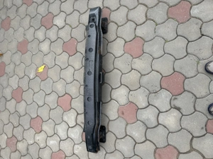 Vând armătură bară spate VW Sharan  - imagine 3