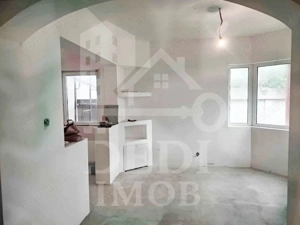 Casa de vanzare P + M cu 4 camere in Oncea, Oradea - imagine 2