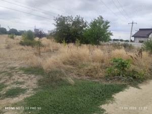 2500 mp intravilanul  - imagine 5