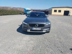 Volvo v90 cross countru