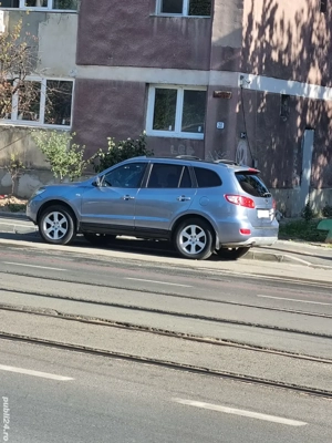 Vând Hyunday Santa Fe