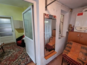 Resita Casa la cheie si Garaj - imagine 2