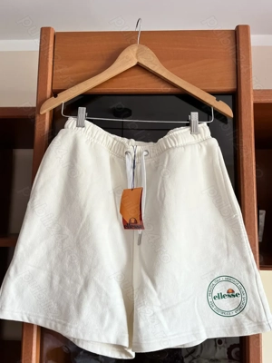 Pantaloni scurti Ellesse din bumbac SGR17620904