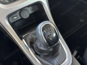 Opel Astra J Sedan 1.4 Turbo - imagine 9