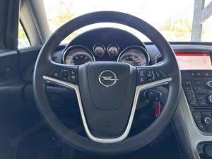 Opel Astra J Sedan 1.4 Turbo - imagine 11