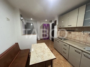 De vanzare apartament 3 camere spatios cu balcon locatie excelenta - imagine 8