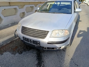 Vand VW Passat B5.5 1.9TDI/2002 lovit, pentru piese si set 4 jante aliaj+4 cauciucuri de iarna - imagine 4