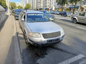 Vand VW Passat B5.5 1.9TDI/2002 lovit, pentru piese si set 4 jante aliaj+4 cauciucuri de iarna - imagine 9